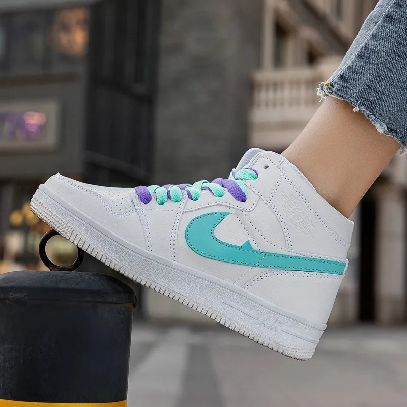Women's shoes Air Force No. 1 high help men's shoes student sports basketball shoes non-slip couple plus cotton warm shoes
Women's shoes Air Force No. 1 high help men's shoes student sports basketball shoes non-slip couple plus cotton warm shoes