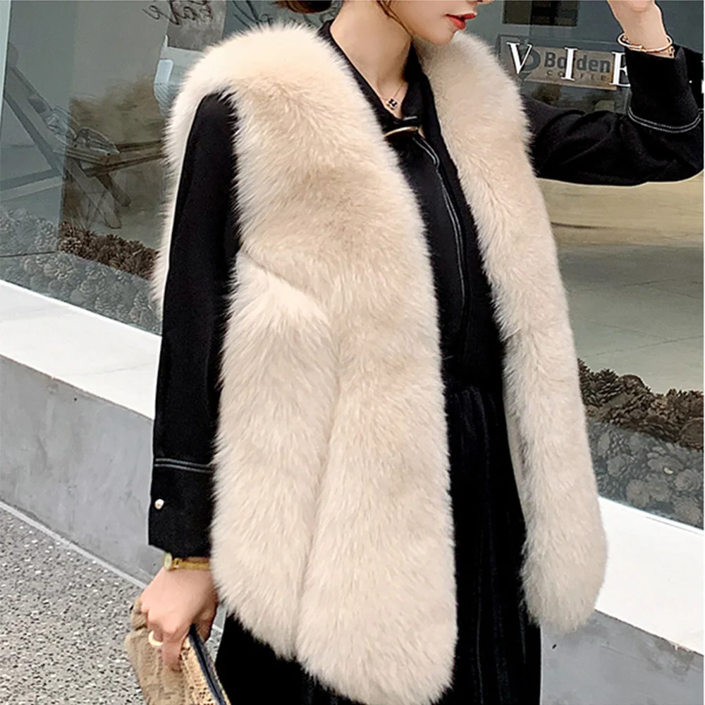TOPFUR Natural Real Fox Fur Vest Women V-Neck Winter Coat Luxury Striped Fur Gilet Thick Warm Female Jacket 2020 Outerwear
TOPFUR Natural Real Fox Fur Vest Women V-Neck Winter Coat Luxury Striped Fur Gilet Thick Warm Female Jacket 2020 Outerwear