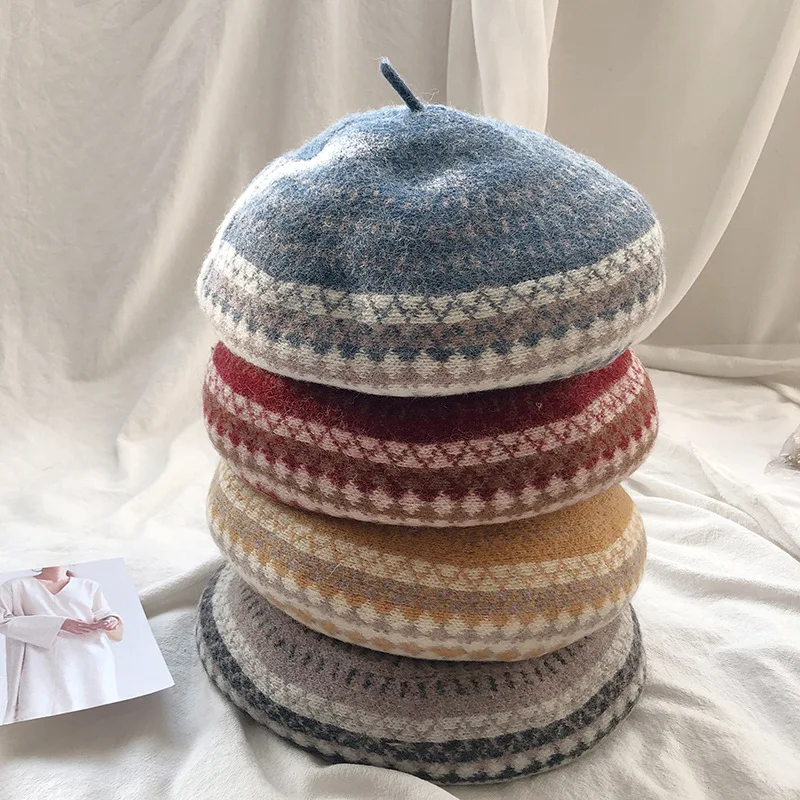 Japanese-style Wool Beret Women's Autumn And Winter Korean-style England Elegant Retro Knitted Versatile Woolen Painter Cap Wint
Japanese-style Wool Beret Women's Autumn And Winter Korean-style England Elegant Retro Knitted Versatile Woolen Painter Cap Wint