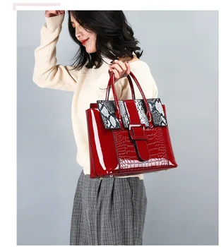 Women's Snake Pattern Women's Bag Fashion Wild Casual Shoulder Messenger Bag Handbag Leather Women's Casual Women's Bag
Women's Snake Pattern Women's Bag Fashion Wild Casual Shoulder Messenger Bag Handbag Leather Women's Casual Women's Bag