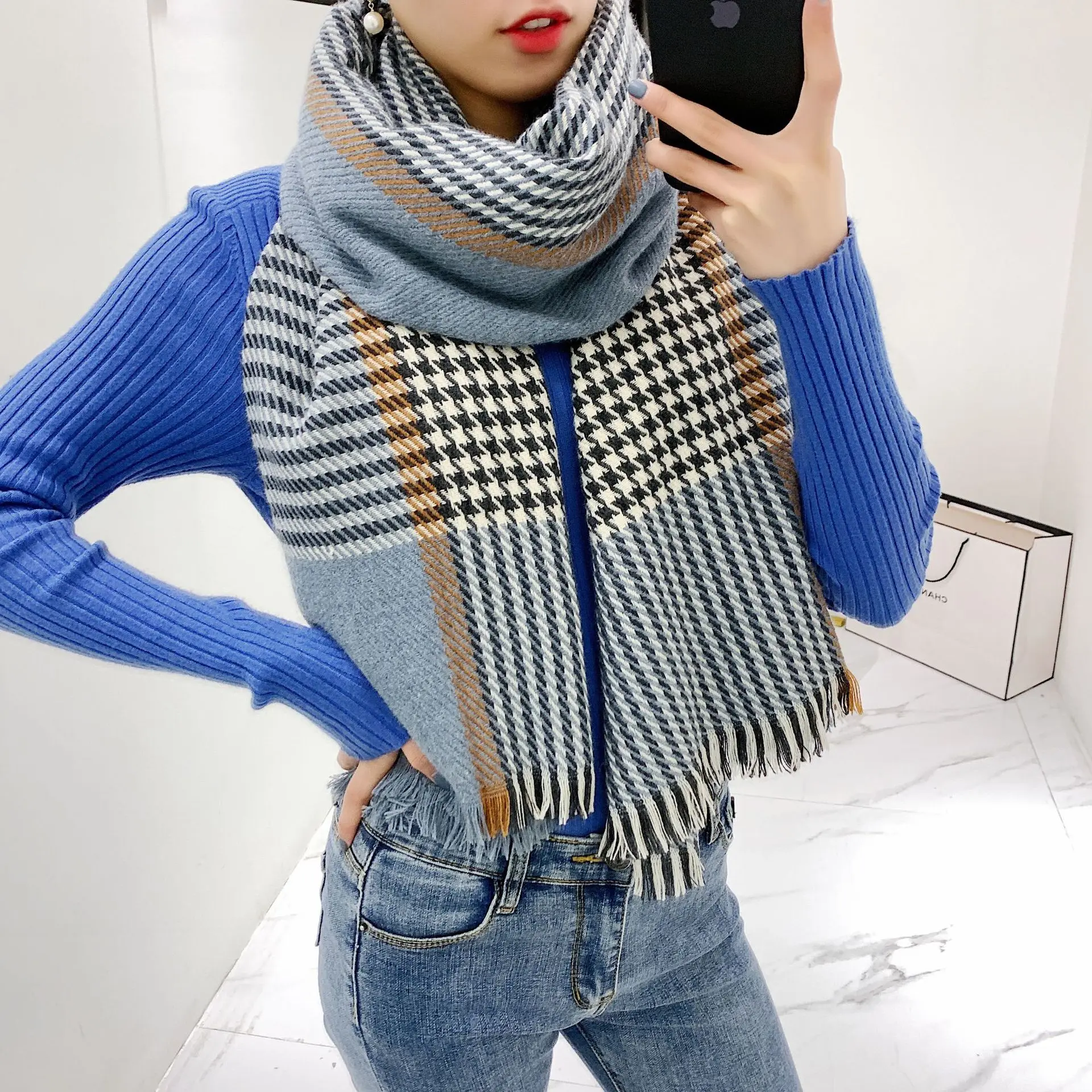 2019-Europe And America Big Brand Za Knitted RA Faux Cashmere Solid Color Thousands of Birds Scarf Women's Shawl
2019-Europe And America Big Brand Za Knitted RA Faux Cashmere Solid Color Thousands of Birds Scarf Women's Shawl