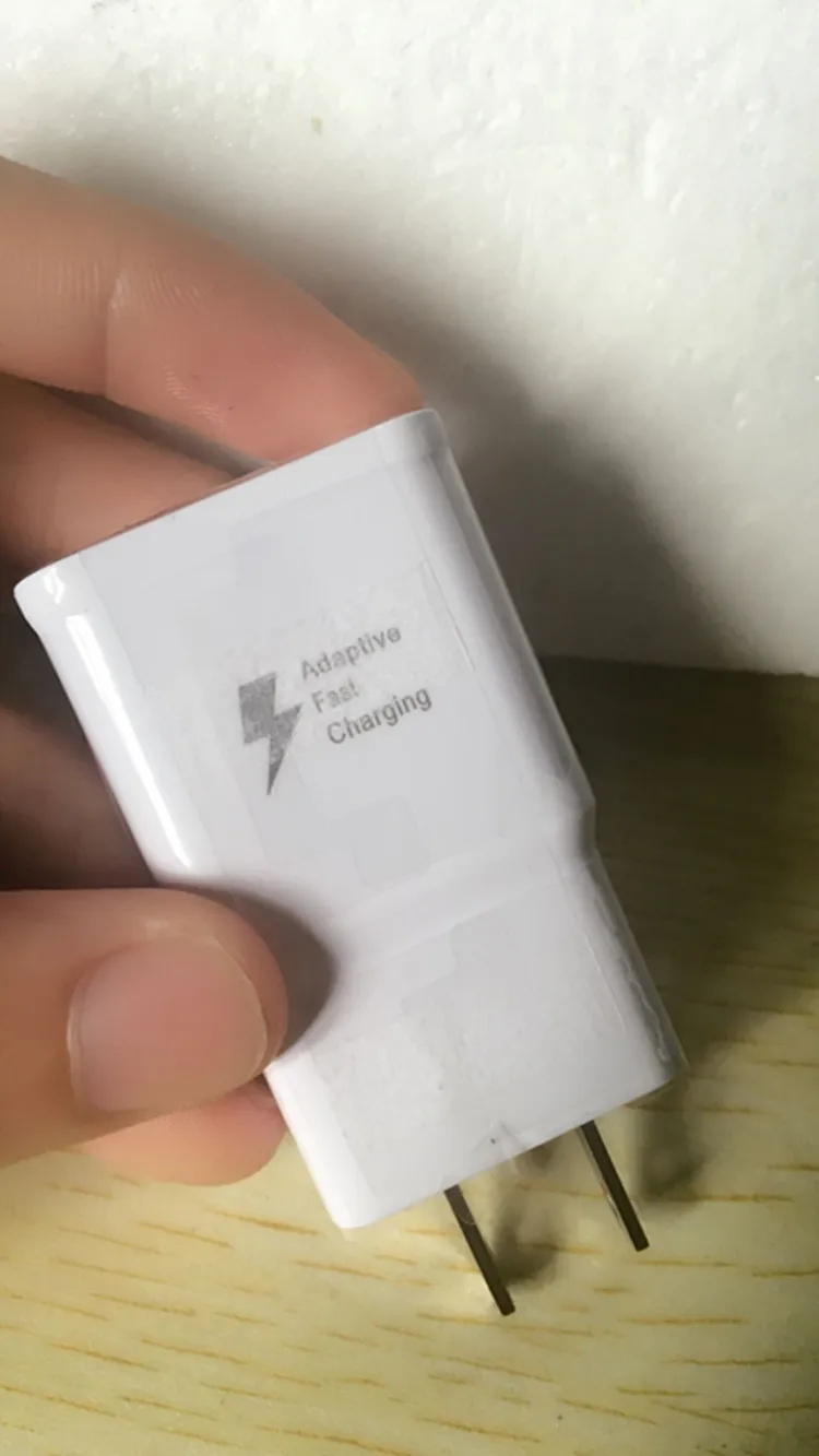 500Pcs Quick Charge 3.0 Fast Mobile Phone Charger US Plug Wall Charger Adapter for iPhone and Android
500Pcs Quick Charge 3.0 Fast Mobile Phone Charger US Plug Wall Charger Adapter for iPhone and Android