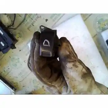 2983373 Window Regulator Front Right Slingshot Prelude (bb6/8/9) 2.0 
2983373 Window Regulator Front Right Slingshot Prelude (bb6/8/9) 2.0