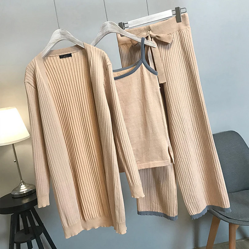 Taotrees Autumn knitted suits Long Sleeve Sweater cami tops Wide Leg pant 3 Piece Set
Taotrees Autumn knitted suits Long Sleeve Sweater cami tops Wide Leg pant 3 Piece Set