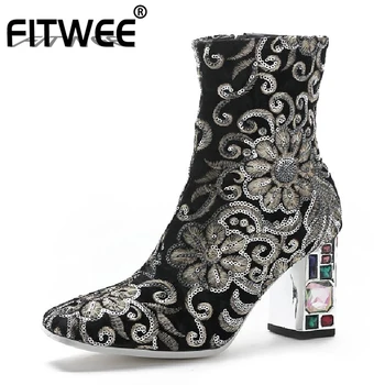 FITWEE New Fashion Boots Ankle Boots Square Toe Floral Embroidery Thick Crystal High Heel Fashion Shoes Footwear Size 35-43
FITWEE New Fashion Boots Ankle Boots Square Toe Floral Embroidery Thick Crystal High Heel Fashion Shoes Footwear Size 35-43