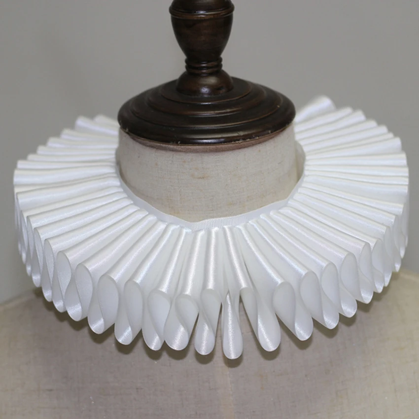 New Renaissance Retro Court Aristocrat Collar Halloween Party Cos Drama Performance Stage Costume Accessories
New Renaissance Retro Court Aristocrat Collar Halloween Party Cos Drama Performance Stage Costume Accessories