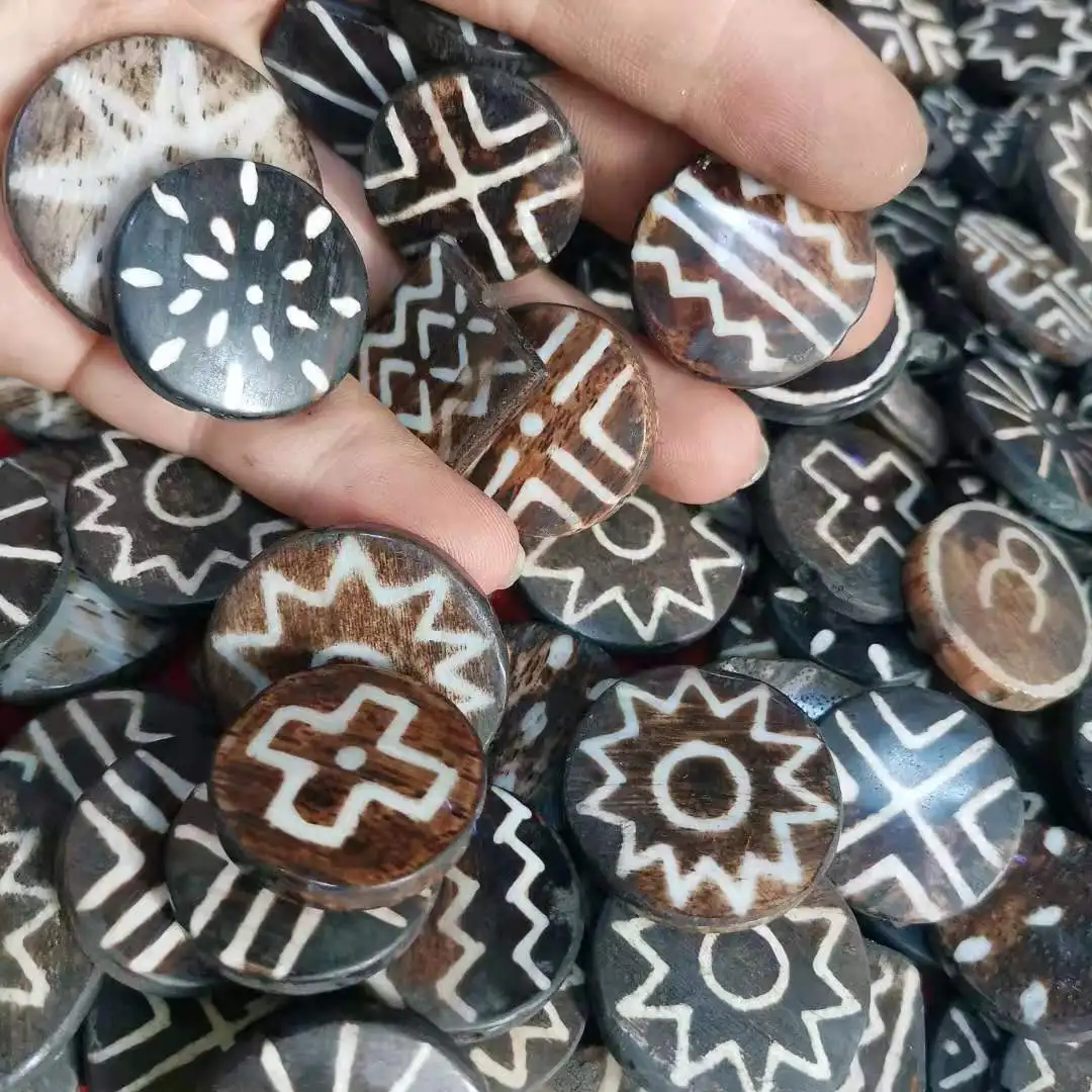 1pcs/lot High-end Pumtek Wood Fossil Ground Beads Pure natural Cultural heritage Round brand dzi Multi-pattern Premium Jewelry
1pcs/lot High-end Pumtek Wood Fossil Ground Beads Pure natural Cultural heritage Round brand dzi Multi-pattern Premium Jewelry