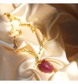 New Design Fashion Gem Strawberry Statement Necklace Jewelry Set HOT For Women Popular Maxi Necklace
New Design Fashion Gem Strawberry Statement Necklace Jewelry Set HOT For Women Popular Maxi Necklace