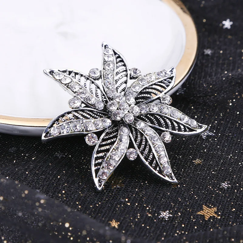 

BOGO Fashion Women Large Brooches Lady Snowflake Imitation Pearls Rhinestones Crystal Wedding Brooch Pin Jewelry Accessorise