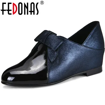 FEDONAS Concise Chunky Heels Pumps Butterfly Knot Genuine Leather Women Shoes 2020 Top Quality Night Clud Basic Shoes Woman 
FEDONAS Concise Chunky Heels Pumps Butterfly Knot Genuine Leather Women Shoes 2020 Top Quality Night Clud Basic Shoes Woman
