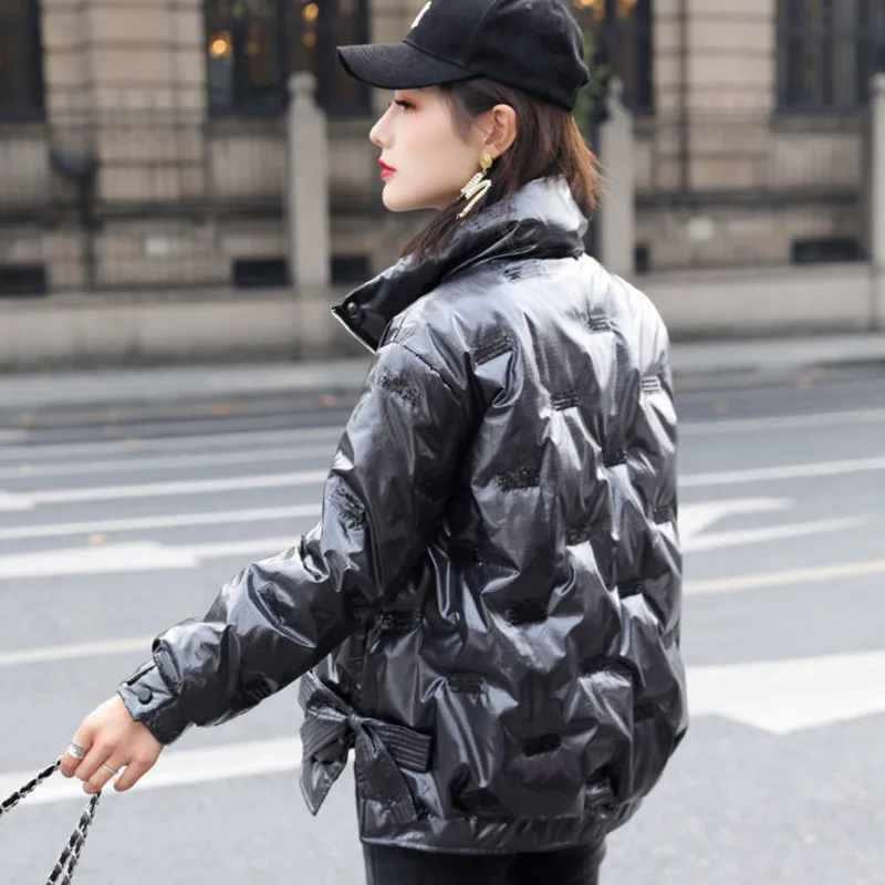 Bright Fabric Down Jacket Women Y2K Metallic Color Korean Loose Short Coat Slim Bright Thickened Streetwear Fashion Parker
Bright Fabric Down Jacket Women Y2K Metallic Color Korean Loose Short Coat Slim Bright Thickened Streetwear Fashion Parker