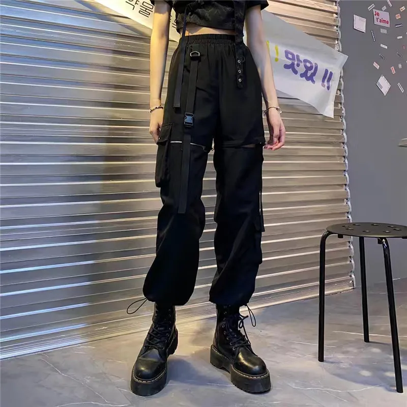 Cool Zippers Black Cargo Pants Women Oversize Ribbons Loose Gothic Pants Harajuku Korean Sport Sweatapants Women Streetwear
Cool Zippers Black Cargo Pants Women Oversize Ribbons Loose Gothic Pants Harajuku Korean Sport Sweatapants Women Streetwear