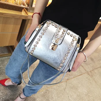 Diamond Bag Female 2019 New Rhinestone Fashion Popular Summer Female Shoulder Multi-purpose Small Bag Crossbody Bags for Women
Diamond Bag Female 2019 New Rhinestone Fashion Popular Summer Female Shoulder Multi-purpose Small Bag Crossbody Bags for Women