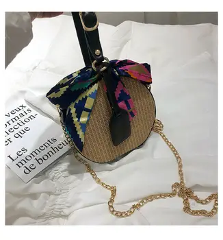 2019 Chain Straw Bag Fashion Women Round Handbags Rattan Crossbody Bag Ladies Handmade Woven Beach Bohemia Messenger Bags 
2019 Chain Straw Bag Fashion Women Round Handbags Rattan Crossbody Bag Ladies Handmade Woven Beach Bohemia Messenger Bags
