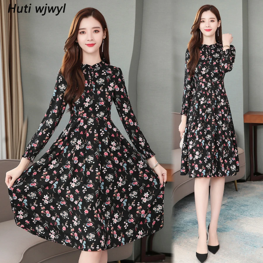 2019 Vintage Floral Chiffon Midi Dresses Autumn Winter 4XL Plus Size Print Long Sleeve Dress Elegant Women Bodycon Party Vestido
2019 Vintage Floral Chiffon Midi Dresses Autumn Winter 4XL Plus Size Print Long Sleeve Dress Elegant Women Bodycon Party Vestido