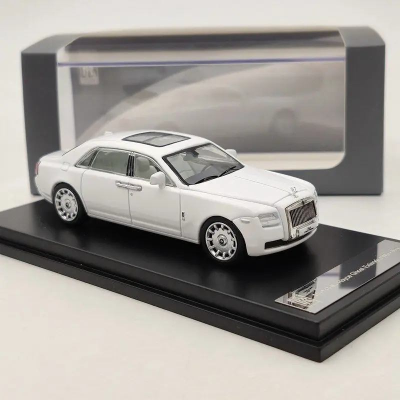 1/64 For R-ls R-ce Ghost Extended Wheelbase DC8802 Diecast Models Limited Edition Auto toys Gift Collection
1/64 For R-ls R-ce Ghost Extended Wheelbase DC8802 Diecast Models Limited Edition Auto toys Gift Collection