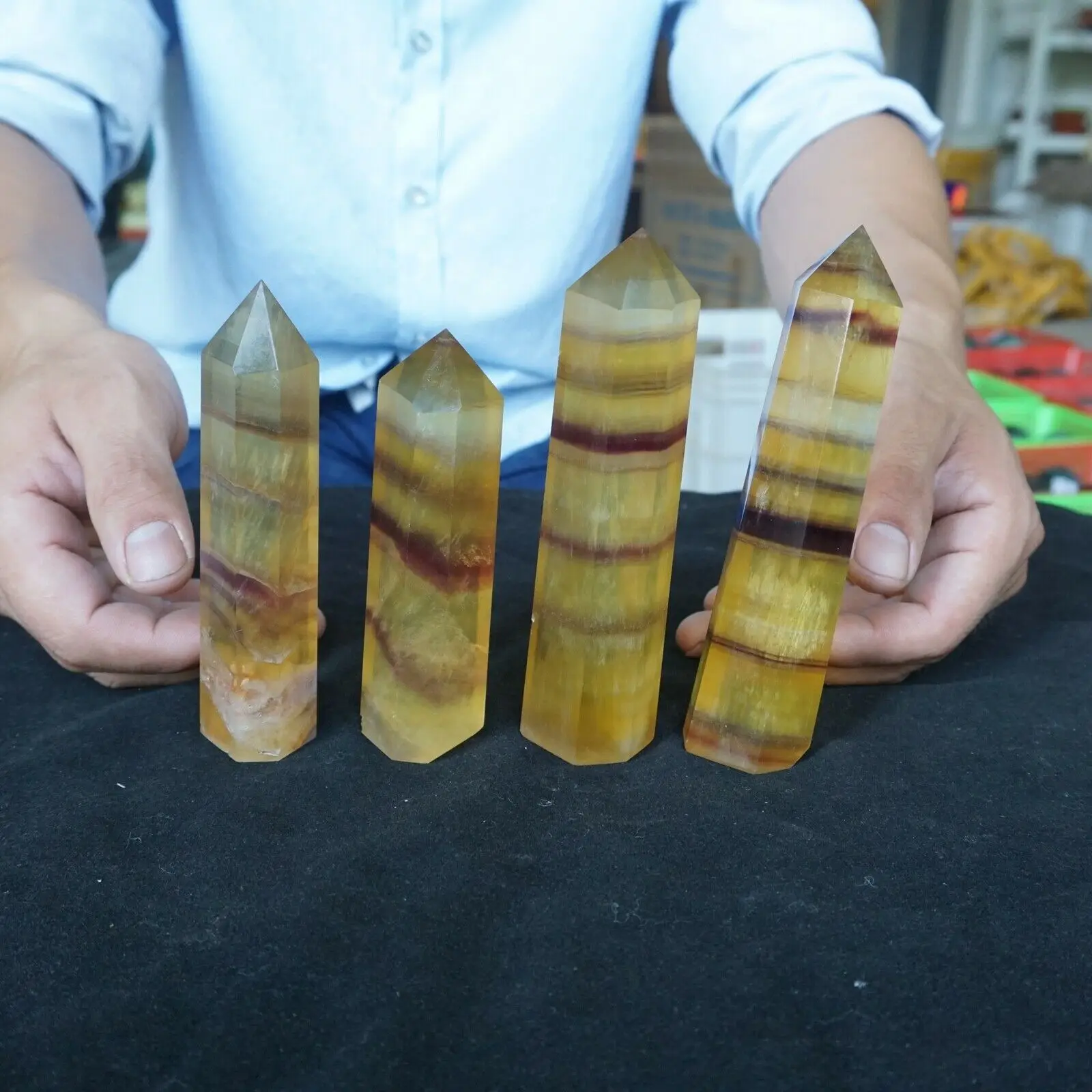 2.2LB 3-4Pcs Natural Yellow Golden Fluorite Quartz Crystal Point Tower Polished Healing from China Wholesales Free Shipping
2.2LB 3-4Pcs Natural Yellow Golden Fluorite Quartz Crystal Point Tower Polished Healing from China Wholesales Free Shipping