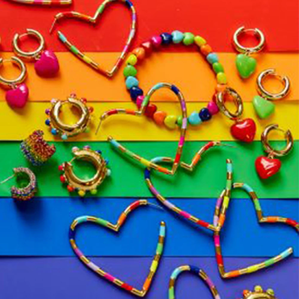 2019 New Big Large Statement Enamelled colorful Heart hoop Earrings Women Accessories Large huggie loop Earrings
2019 New Big Large Statement Enamelled colorful Heart hoop Earrings Women Accessories Large huggie loop Earrings