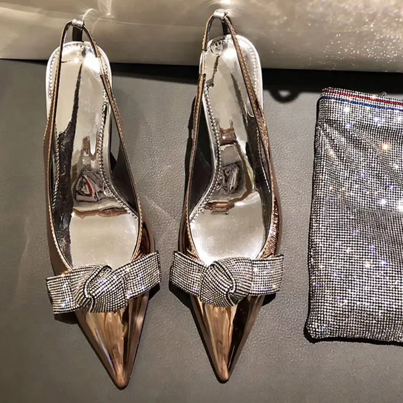 Pumps Women Shoes Crystal Bowknot New Autumn Thin High Heels Sandals Ladies Pumps Patent Leather Pointed Toe Slip on Shoes Woman
Pumps Women Shoes Crystal Bowknot New Autumn Thin High Heels Sandals Ladies Pumps Patent Leather Pointed Toe Slip on Shoes Woman