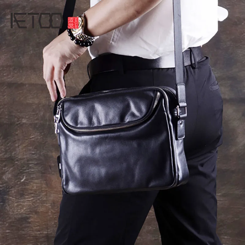 BJYL Large-capacity cowhide men's shoulder bag, men's trend slash bag, leather cross-sectional business soft leather casual bag
BJYL Large-capacity cowhide men's shoulder bag, men's trend slash bag, leather cross-sectional business soft leather casual bag