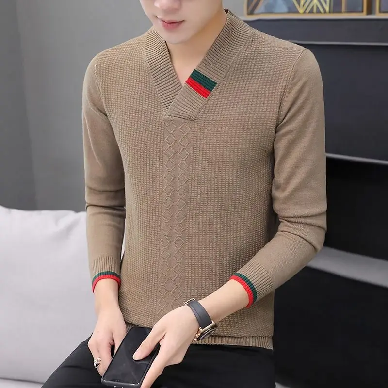 Autumn sweater men 2020 new color matching T-shirt student casual V-neck Pullover Sweater men's wear
Autumn sweater men 2020 new color matching T-shirt student casual V-neck Pullover Sweater men's wear