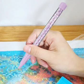 Diamond Point Drill Pen Embroidery Painting Cross Stitch DIY DIY Craft Cross Embroidery Eco-friendly Handmade Art Crafts
Diamond Point Drill Pen Embroidery Painting Cross Stitch DIY DIY Craft Cross Embroidery Eco-friendly Handmade Art Crafts