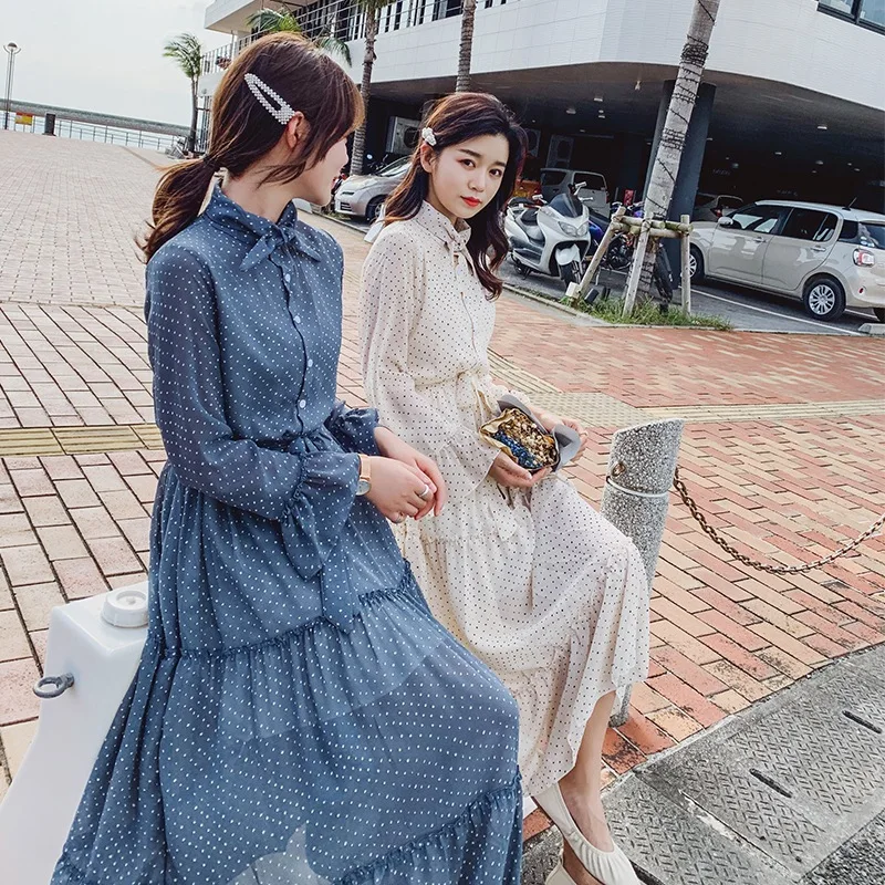 Photo Shoot INS Sweet Polka Dot Off-white Long Tied Knot Collar Waist Hugging Lace-up Bell Sleeve A- line Chiffon Dress Women's
Photo Shoot INS Sweet Polka Dot Off-white Long Tied Knot Collar Waist Hugging Lace-up Bell Sleeve A- line Chiffon Dress Women's