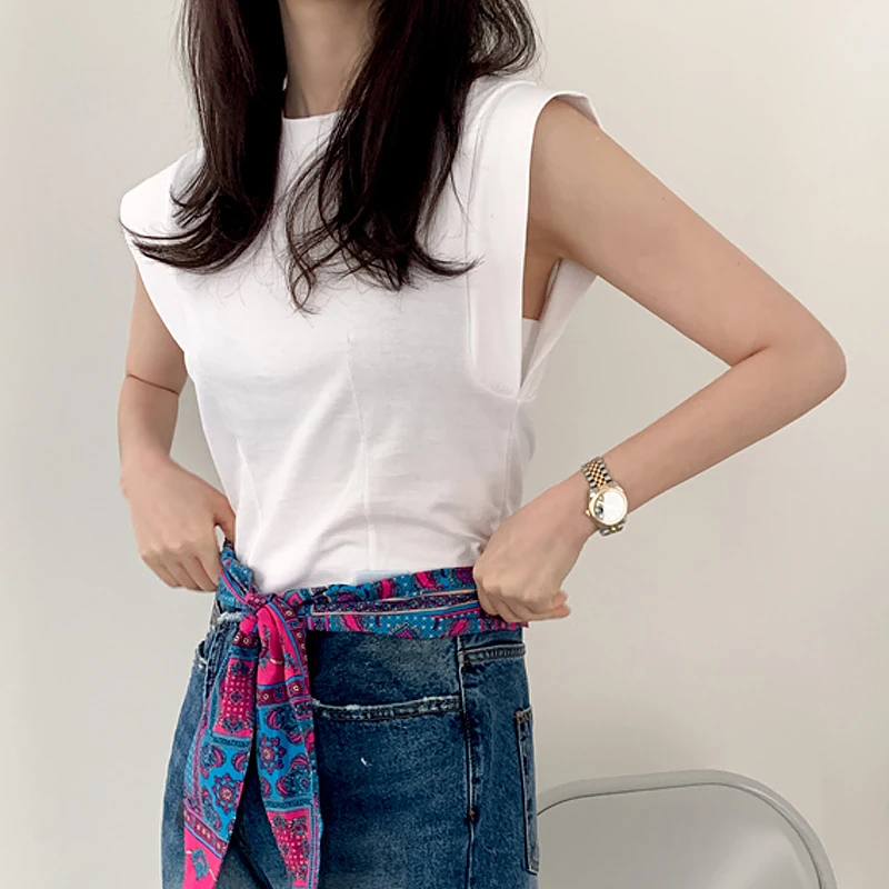 Men Clothes Summer Korean Tide Design Sense Net Red Back Solid Color Shirt Sleeveless Loose T-shirt Women's Clothing
Men Clothes Summer Korean Tide Design Sense Net Red Back Solid Color Shirt Sleeveless Loose T-shirt Women's Clothing