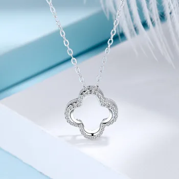 S925 Sterling Silver Necklace with Japanese and Korean Temperament and Versatile Women 's Clavicle Chain Ornament Full of Zircon
S925 Sterling Silver Necklace with Japanese and Korean Temperament and Versatile Women 's Clavicle Chain Ornament Full of Zircon
