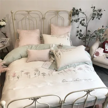 60 Tencel Four-piece Set Pink Cute GIRL'S Heart Flower Embroidered Silky Soft Spring and Summer Quilt Cover Bedding Article
60 Tencel Four-piece Set Pink Cute GIRL'S Heart Flower Embroidered Silky Soft Spring and Summer Quilt Cover Bedding Article
