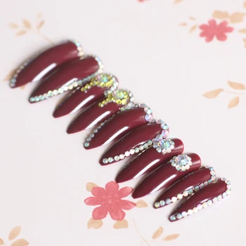 Super long pointed oval false nails slim art salon nail crystal diamond full diamond nails vampire color
Super long pointed oval false nails slim art salon nail crystal diamond full diamond nails vampire color