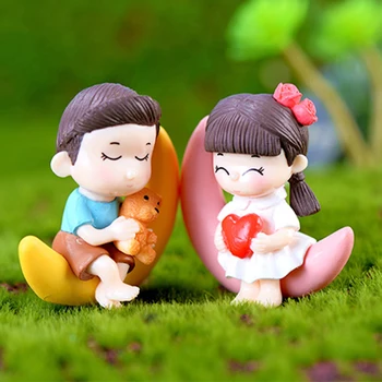 2pcs Miniature Desktop Figurine Decorative Couple PVC Home Craft Microlandschaft DIY Ornament 
2pcs Miniature Desktop Figurine Decorative Couple PVC Home Craft Microlandschaft DIY Ornament