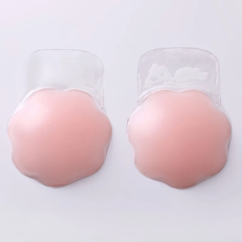 Ladies Fashion Silicone Anti-Bumps Chest Stickers Petal Cover Breast Patch Lifting Up Bra Silicone Paste Bras Nipple Cover
Ladies Fashion Silicone Anti-Bumps Chest Stickers Petal Cover Breast Patch Lifting Up Bra Silicone Paste Bras Nipple Cover
