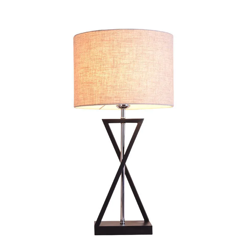 Nordic LED Desk Lamp Gold Metal Table Lamps for Bedroom living room bedside lamp Desk Lights Decoration Wedding light Fixtures
Nordic LED Desk Lamp Gold Metal Table Lamps for Bedroom living room bedside lamp Desk Lights Decoration Wedding light Fixtures