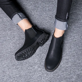 AURONET Winter Vlevet Retro Men Boots Comfortable Brand Casual Shoes Classic Leather Snow Boots Social Shoes Botas Masculina
AURONET Winter Vlevet Retro Men Boots Comfortable Brand Casual Shoes Classic Leather Snow Boots Social Shoes Botas Masculina