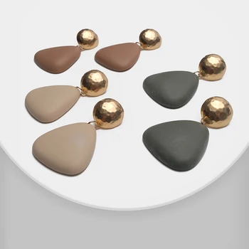 Amorita boutique Simple color triangular acrylic pendant drop earrings 
Amorita boutique Simple color triangular acrylic pendant drop earrings