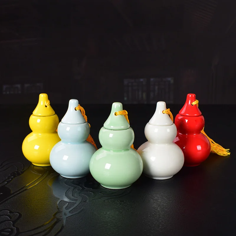 Small Ceramic Gourd Jar Sealed Spice Bottle Tea sealed bottle Seasoning tool
Small Ceramic Gourd Jar Sealed Spice Bottle Tea sealed bottle Seasoning tool