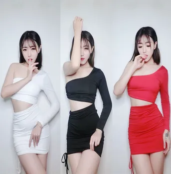 Woman Singer Ds Show Sexy Bar Girl Dj Dance Serve Evening Show Single Dew Shoulder Pocket Buttocks Dress 
Woman Singer Ds Show Sexy Bar Girl Dj Dance Serve Evening Show Single Dew Shoulder Pocket Buttocks Dress