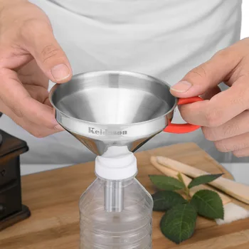 Heat Insulation Soft Handle 12cm Stainless Steel Funnel Detachable Strainer 10cm Stainless Steel Slag Funnel
Heat Insulation Soft Handle 12cm Stainless Steel Funnel Detachable Strainer 10cm Stainless Steel Slag Funnel
