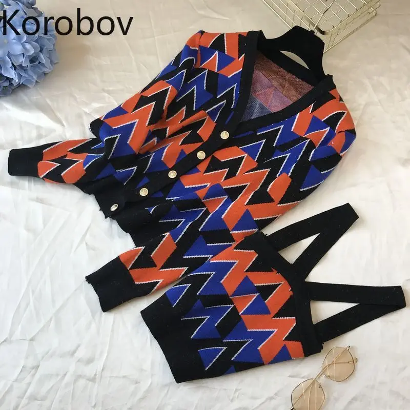 Korobov Autumn New Knitted Camis Cardigans Women 2 Piece Set Elegant Retro Striped Hit Color Patchwork Harajuku Thick Suit 78789
Korobov Autumn New Knitted Camis Cardigans Women 2 Piece Set Elegant Retro Striped Hit Color Patchwork Harajuku Thick Suit 78789