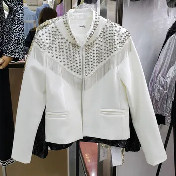 2020 Spring New Short Coat Blazers Industry Metal Rivet Tassels Chain Stand Collar Suit Jacket Tops Women Retro White Jackets
2020 Spring New Short Coat Blazers Industry Metal Rivet Tassels Chain Stand Collar Suit Jacket Tops Women Retro White Jackets