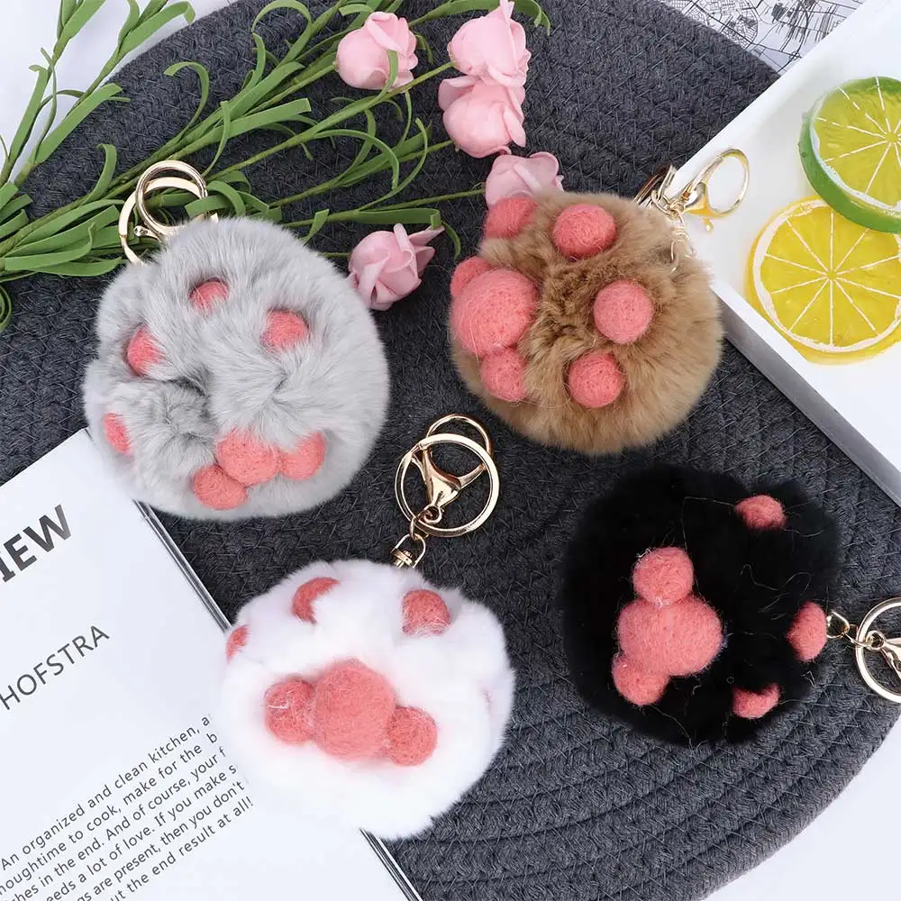 Fluffy Fur Pompom Cat Paw Key chain Car Keyring Female bag charm Pendant Decoration
Fluffy Fur Pompom Cat Paw Key chain Car Keyring Female bag charm Pendant Decoration