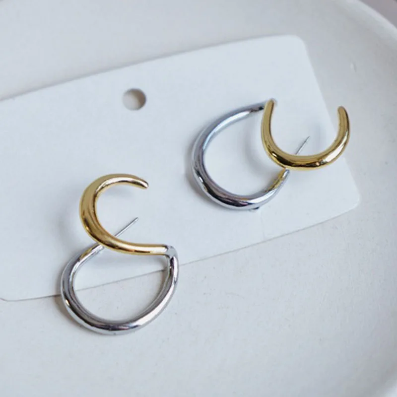 Personality Silver Gold Curved Fake Double Open Round Circle C Stud Earrings for Women Girl Fashion Jewelry
Personality Silver Gold Curved Fake Double Open Round Circle C Stud Earrings for Women Girl Fashion Jewelry