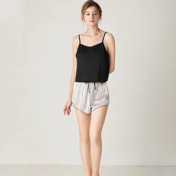 Satin Sexy Sleepwear 2PCS Pajamas Suit Female Strap Top&Shorts 2020 Summer New Intimate Lingerie Pijamas Silky Home Clothes 
Satin Sexy Sleepwear 2PCS Pajamas Suit Female Strap Top&Shorts 2020 Summer New Intimate Lingerie Pijamas Silky Home Clothes