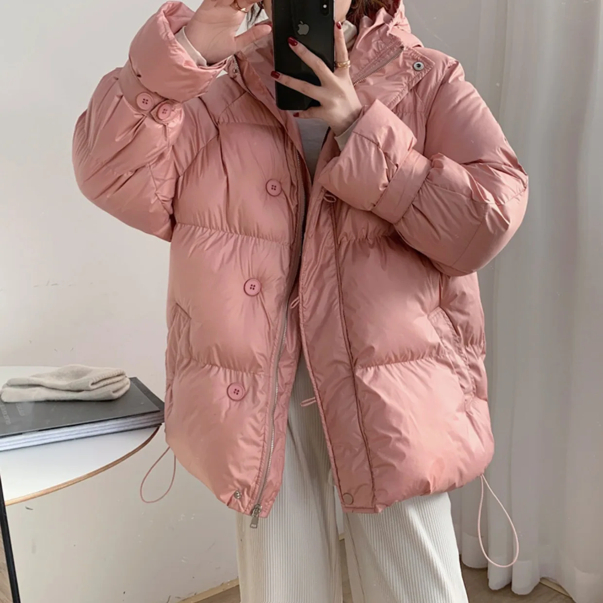 Winter Puffer Jacket Women Glossy Waterproof Parka 2021 Stylish Loose Casual Down Padded Coat Bubble Jacket
Winter Puffer Jacket Women Glossy Waterproof Parka 2021 Stylish Loose Casual Down Padded Coat Bubble Jacket