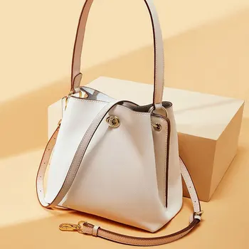 Leather bucket bag 2019 new Korean fashion handbag top layer cowhide simple wide shoulder strap oblique satchel
Leather bucket bag 2019 new Korean fashion handbag top layer cowhide simple wide shoulder strap oblique satchel