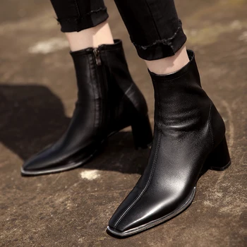 INS HOT Women Ankle Boots natural leather outdoor booties Soft sheepskin side zipper shoes woman Fashion combat boots for women
INS HOT Women Ankle Boots natural leather outdoor booties Soft sheepskin side zipper shoes woman Fashion combat boots for women