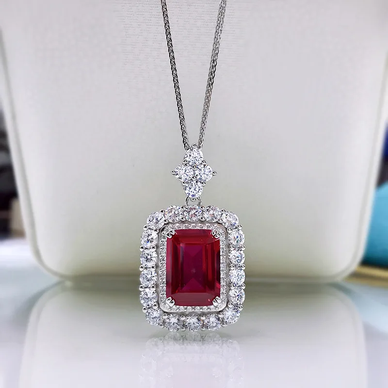 925 Silver Ruby High Carbon Diamond Pendant Necklace For Women Retro Luxury Evening Banquet Fine Jewelry 2021 New Accessories
925 Silver Ruby High Carbon Diamond Pendant Necklace For Women Retro Luxury Evening Banquet Fine Jewelry 2021 New Accessories