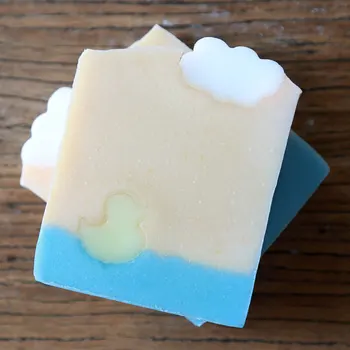 Cute Handmade Soap Women Antibacterial Hand Washing Craftsoap Olive Oil Bath and Body Works Scented Handcrafted Soap
Cute Handmade Soap Women Antibacterial Hand Washing Craftsoap Olive Oil Bath and Body Works Scented Handcrafted Soap