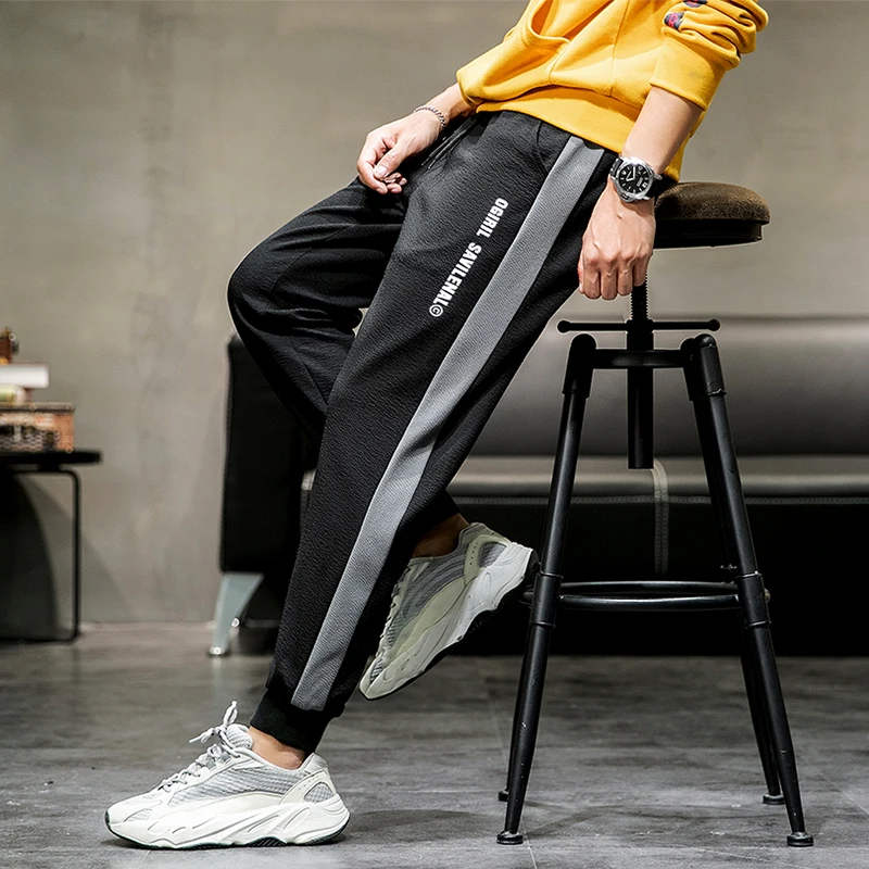 Pants Men 2020 New Breathable Soft Beam Feet Black Nine Points Jogging Track Pants Men Loose Large Size Drawstring Men Pants
Pants Men 2020 New Breathable Soft Beam Feet Black Nine Points Jogging Track Pants Men Loose Large Size Drawstring Men Pants